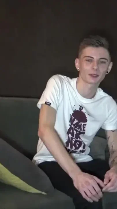 The twink Jerome James fucked barzback by Juan Perez