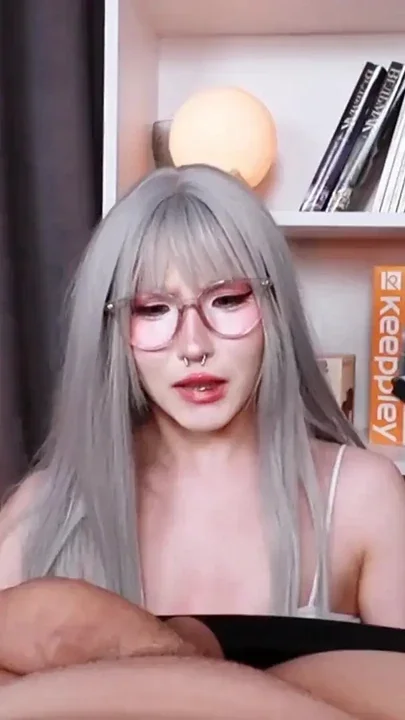 Shy Japanese Stepsister Submissive and roughly fucked - deepthroat creampie amazon Clip 1