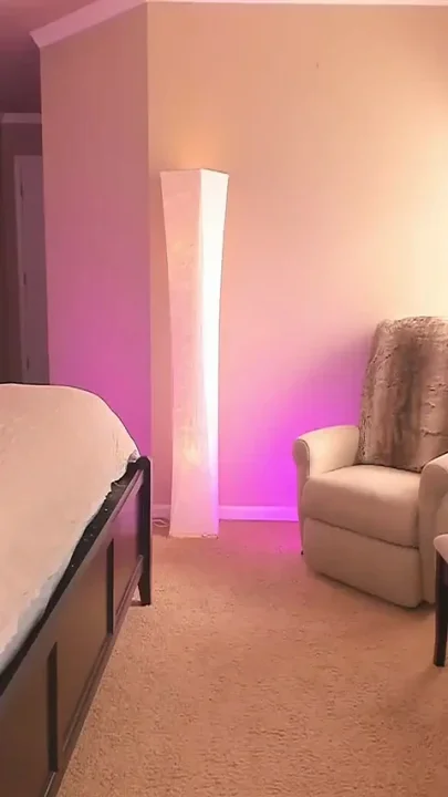 Real Hot Wife Camgirl MILF Jess Ryan Stripping N Dancing