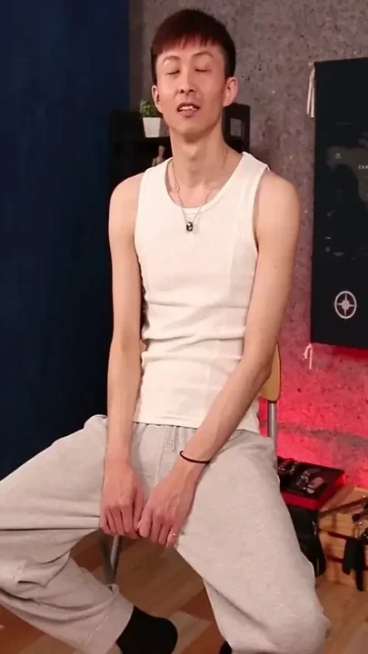 Noksgh10 Climax Labs Ep49 White Tank Top's Guy Has a Long Lasting Huge Cock and