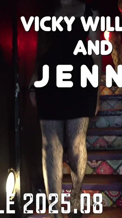 Vicky and Jenny Glory Hole Blow