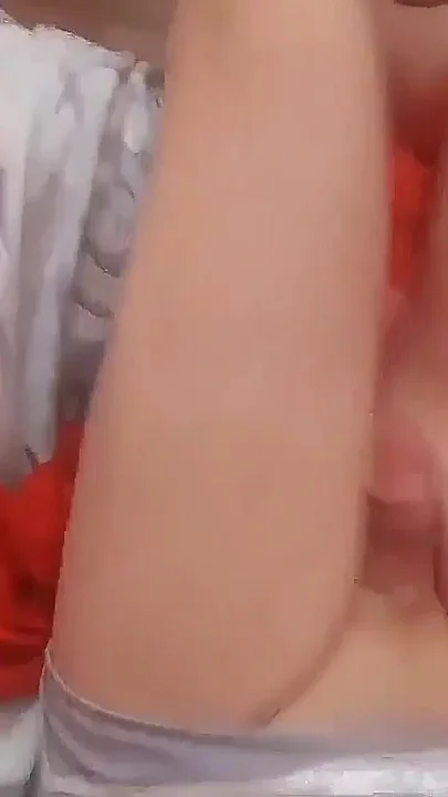 Crop Tops and Soft Moans