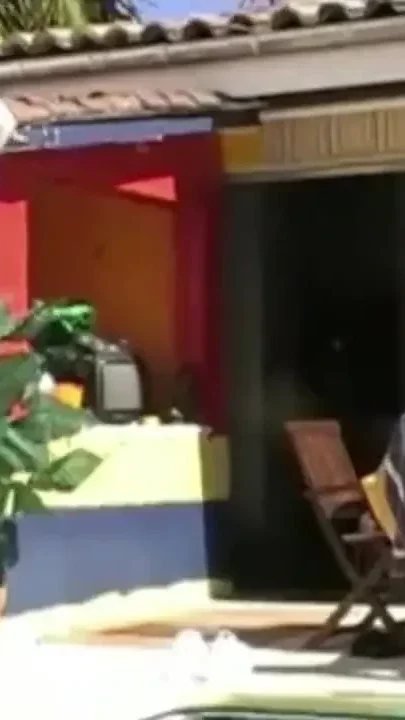 Enzo Rimenez fucked by Malik in swimming pool outdoor