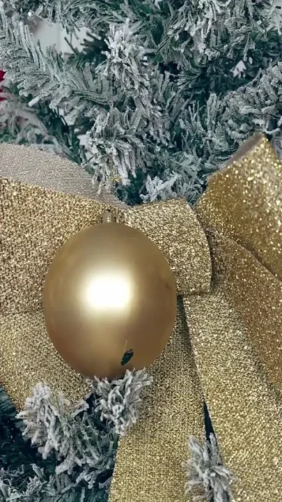 Merry Sexmas Stepdaddy Stepdaughter's Pussy as a Gift