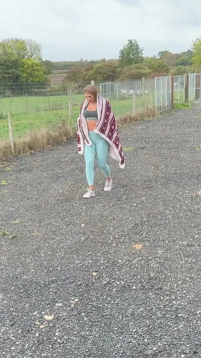 Hard Core Girl Girl Smash Bus