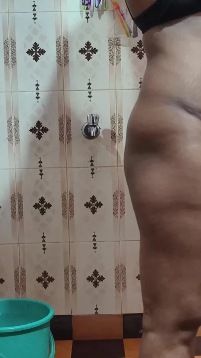 Indian Mallu Girl Bathing and She Need More Tight Fucking