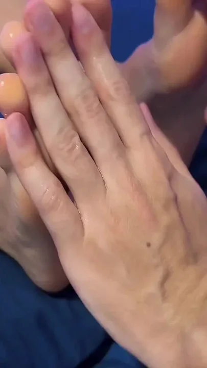 From Slow Massage to an Intimate Foot Finish