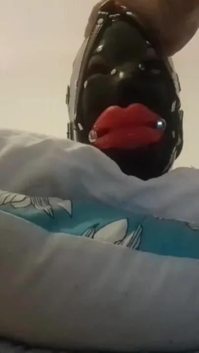 Laura throatfucked with a big lips gag has to swallow a huge load of cum