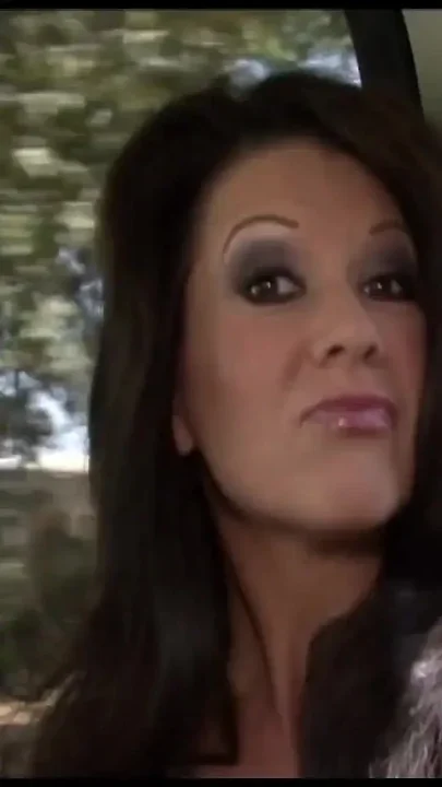 Hot MILF Does It with the Taxi Driver