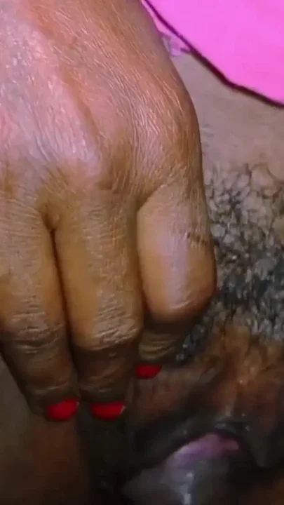 Bhaiya ne bhabhi ke chut me ungli dal ke paani nikal diyaindian desi village