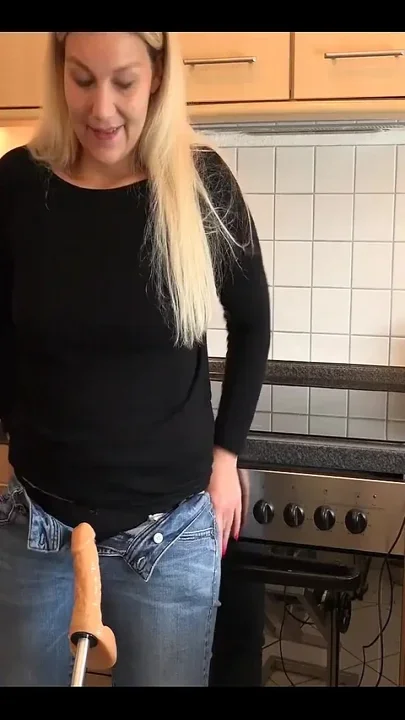 Fucking machine satisfies me today