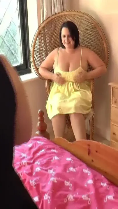 Horny Lesbian Sex In The Afternoon