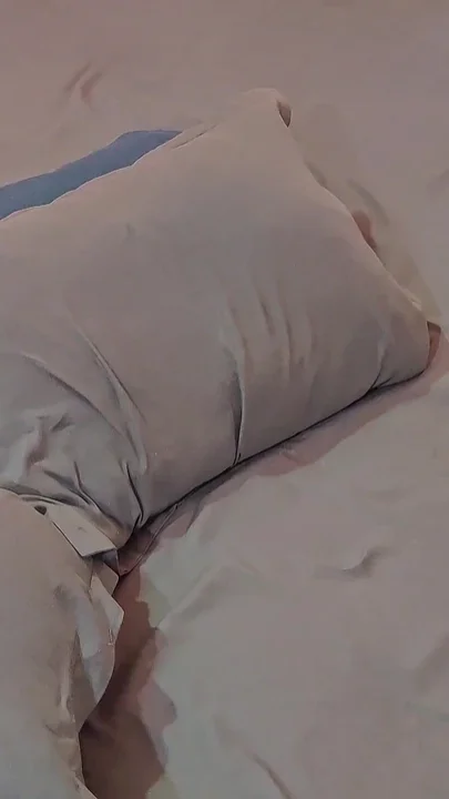 Smoking Hot Stepsister Offers Me Her Pussy to Satisfy My Needs