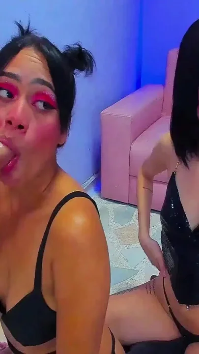 Horny Babes Suck a Big My Huge Cock