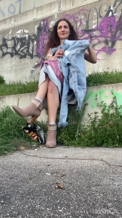 Munich-public Dirndl Self with Rich Beam