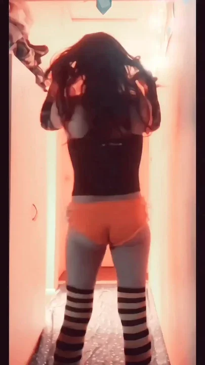 Tiny shorts in 15 speed tease me baby