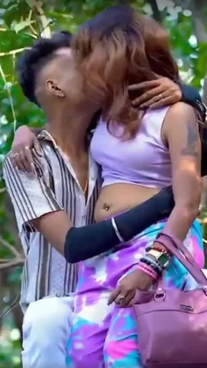 jangal me mangal Clip 1