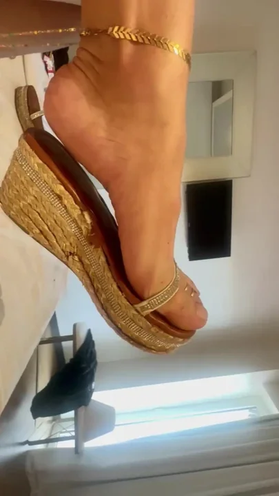 Feet hot soles