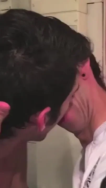 Amateur sex tape with the twink Kryss fucked by Justin