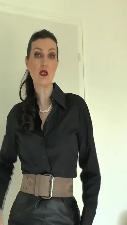Wide Tight Belts Part 78 Lady Victoria Valente