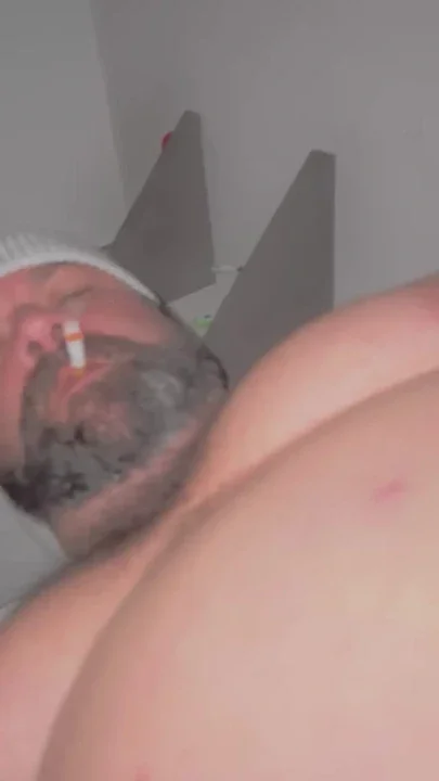 Fat Bear Beats His Meat