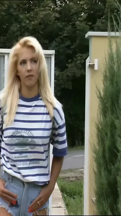 Blonde Italian Nympho Seduces Stepdad