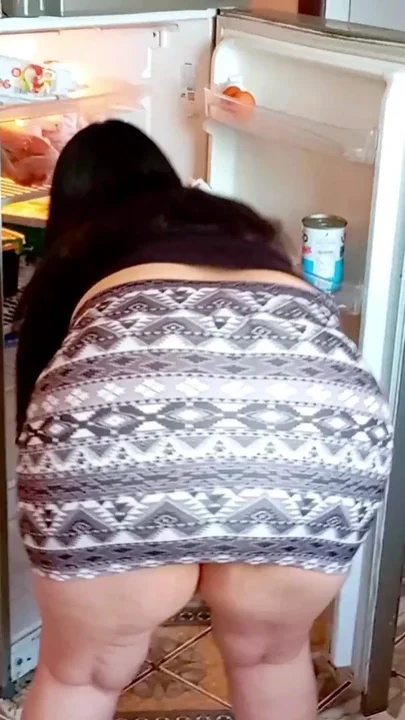Stepmother Fucked in the Refrigerator