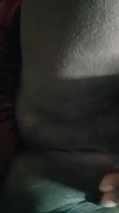 Desi Bangli wife enjoy her boobs and pusssy Clip 1