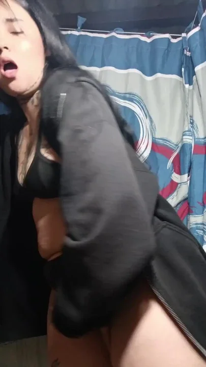 The fattest woman in Colombia Clip 1