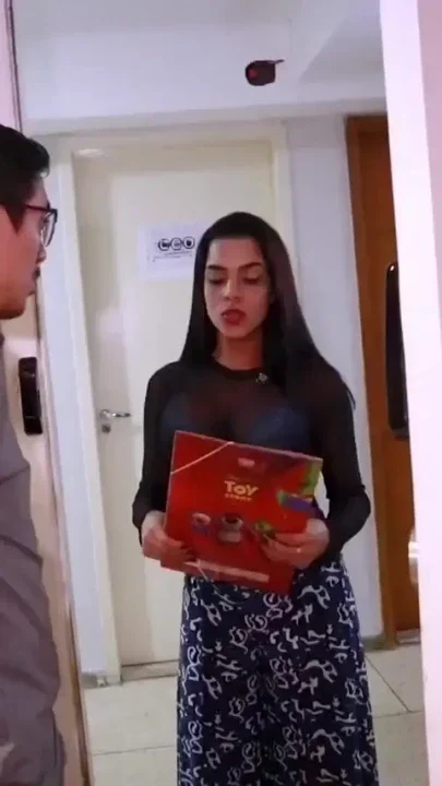 Mommy Gives Gostoso To The Director To Get A Spot At School For Her Son Clip 1