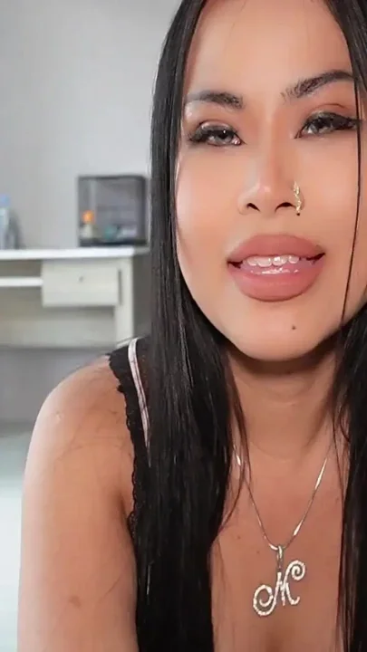 Makis Mouth Is a Pussy