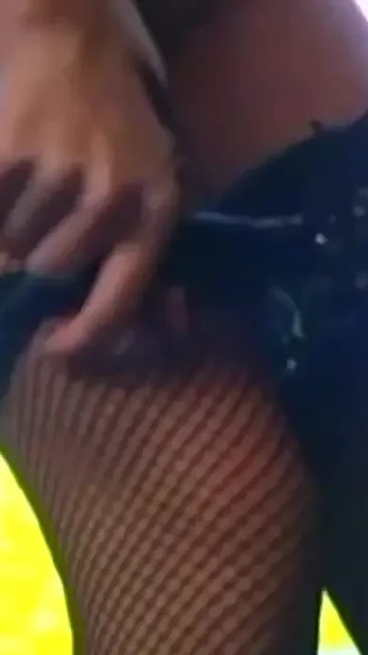 STRAIGHT PORN blonde cougar fucked bareback by big cock and cum in the mouth