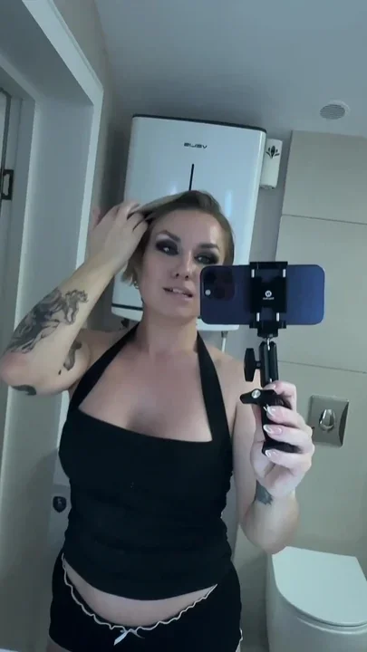 Lick My Pussy so That I Cum Andre Love