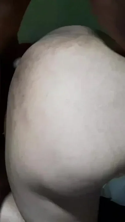 I fuck the pussy of a delicious mature Clip 2