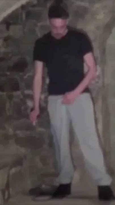 Tony Axel fucked by straight Arab in discret basement