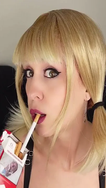 Smoking Close up