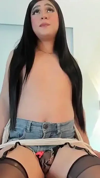 Sexy Colombian in Nylons Her Cock Is Huge