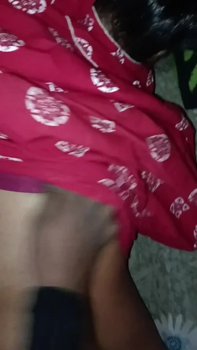 Bibi ki body massage Clip 1