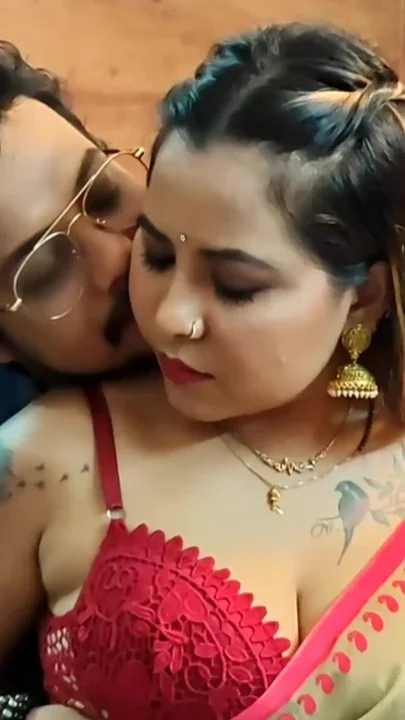 The neighbor lured the step-sister-in-law with money and had hardcore sex with