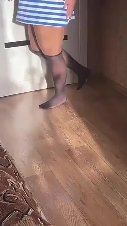 Fucked His Stepsister When She Masturbated Cum in Pussy