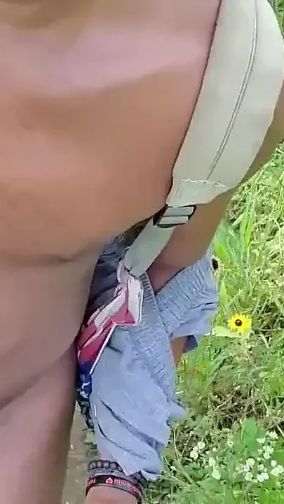 Kennie Jai Walks in the Park by the River Cumpletely Naked