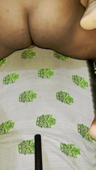 Indian bhabhi frist time sex Clip 1