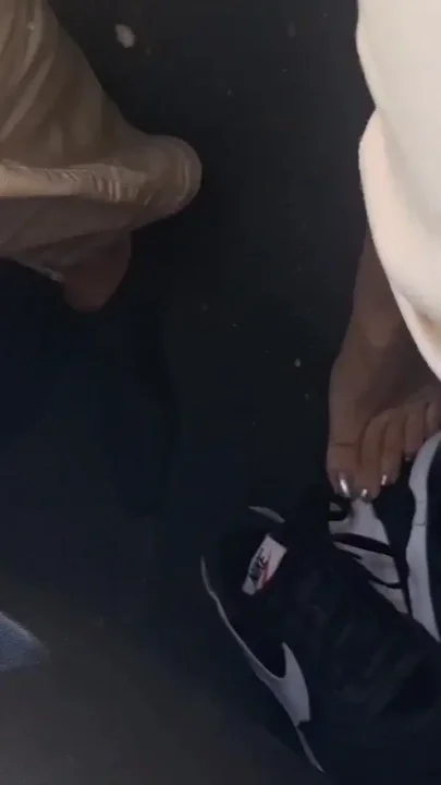 Munching on Ladora's Size 10 Feet N Toes with Her 1st Footjob