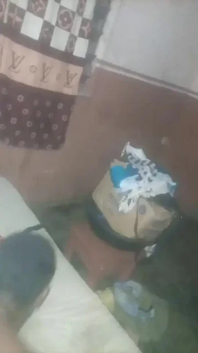 I laid her down and fuck her merctlyless Clip 2