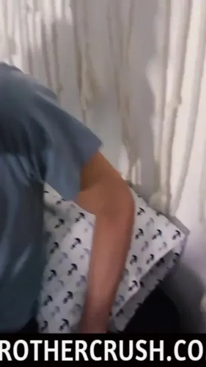 Big stepbro helps teen Joe Ex with getting to know his body and desires