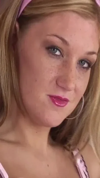Blonde With Hot Body and Sweet Tits Gets Fucked and Anal Fingered