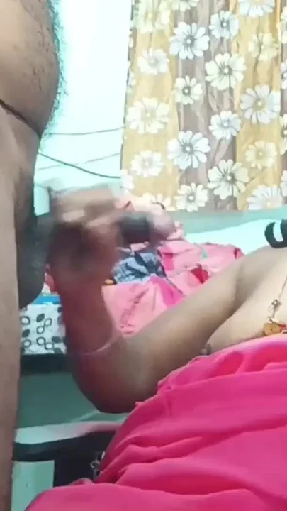 Indian Telugu hema aunty hot bolowjob doing Clip 1