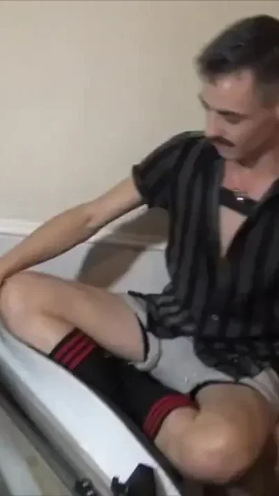 Ronnie fucked bareback by Stepdaddy in a sling