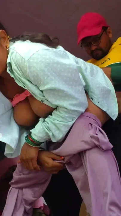 Stepbrother & Stepsister new bathroom Sex - hot Desi bhabhi Outdoor sex Hot boy