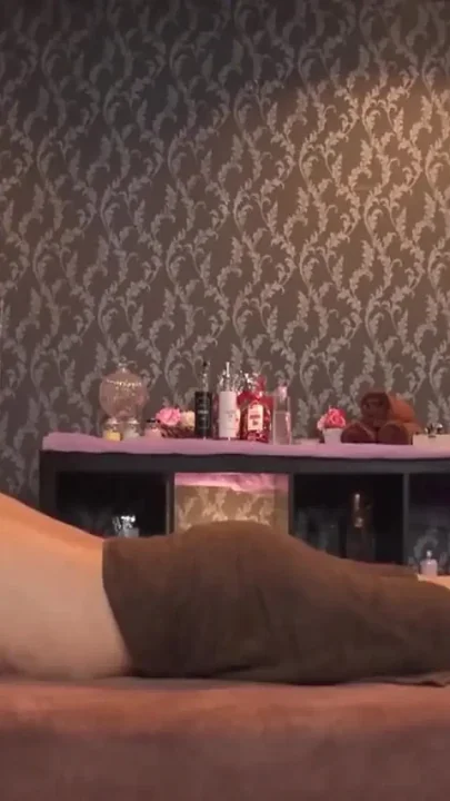 An Urban Esthetician Coats Herself in Oil Watching Reactions While Moving Her